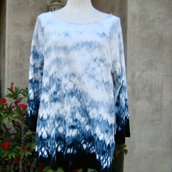 Soft Surroundings NWT Tunic Size MED Blue and White Ombre PrintSize 10-12 - Picture 1 of 9
